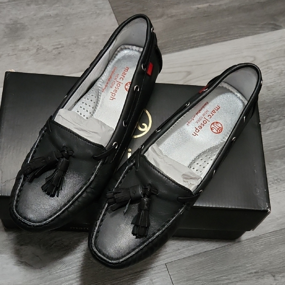 Marc Joseph New York Women's Cherry Street Tassel Flats Black Napa Size 7